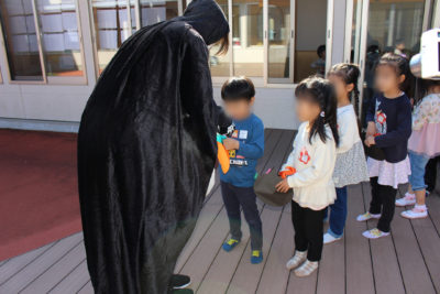 ハロウィン りんご保育園