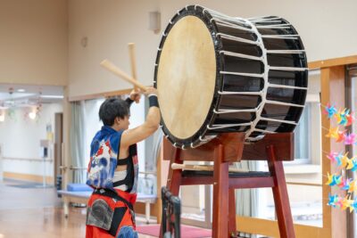 大迫力の和太鼓演奏！鳥居侑平コンサート　ひまわり荘
